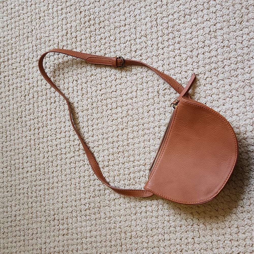 NWOT waist bag by universal thread
